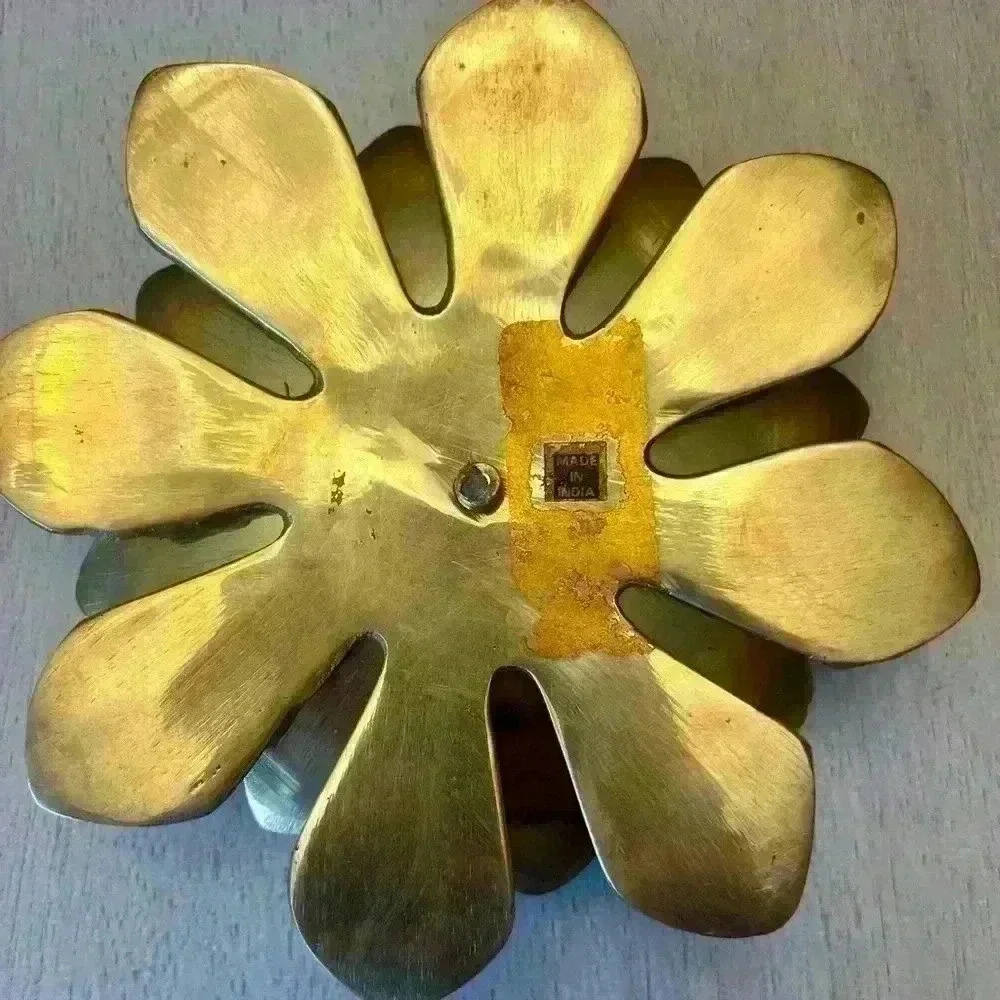 Solid Brass Floral Lotus Candleholder - Picture 3 of 6